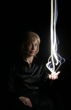  Rosemary Ellen Guiley - Women in the Paranormal.